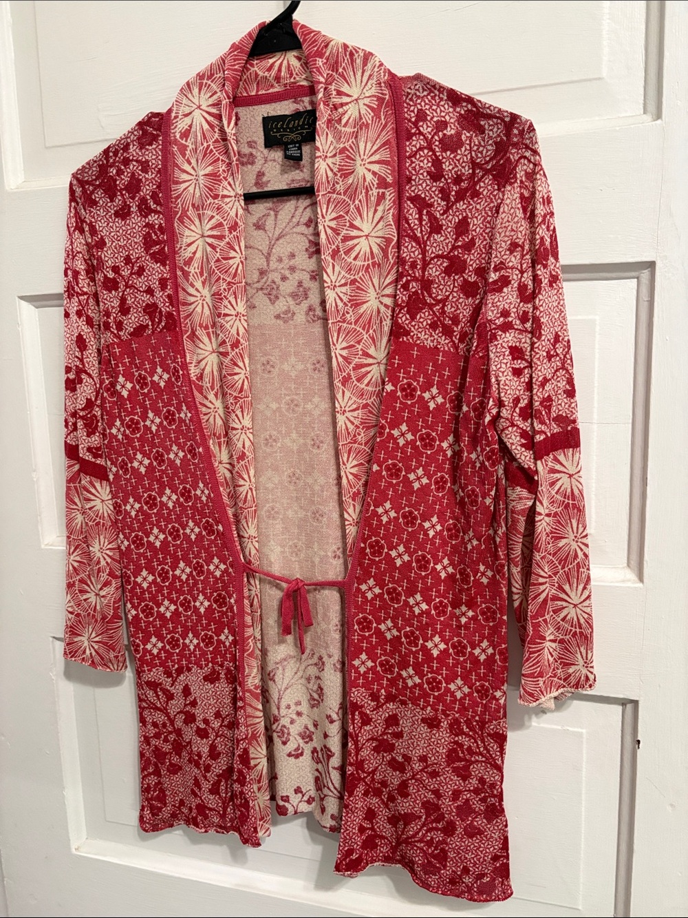 Icelandic Red and Cream Patterned Tie-Front Cardigan size L